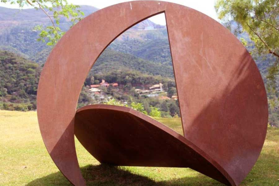 Sucata é materia prima